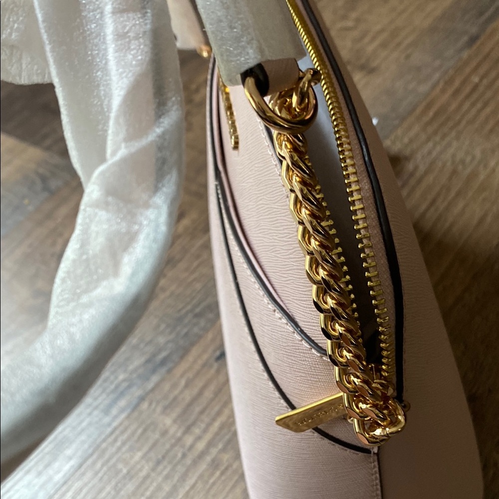 Michael Kors Jet Set Travel Bag - Picture 7 of 8